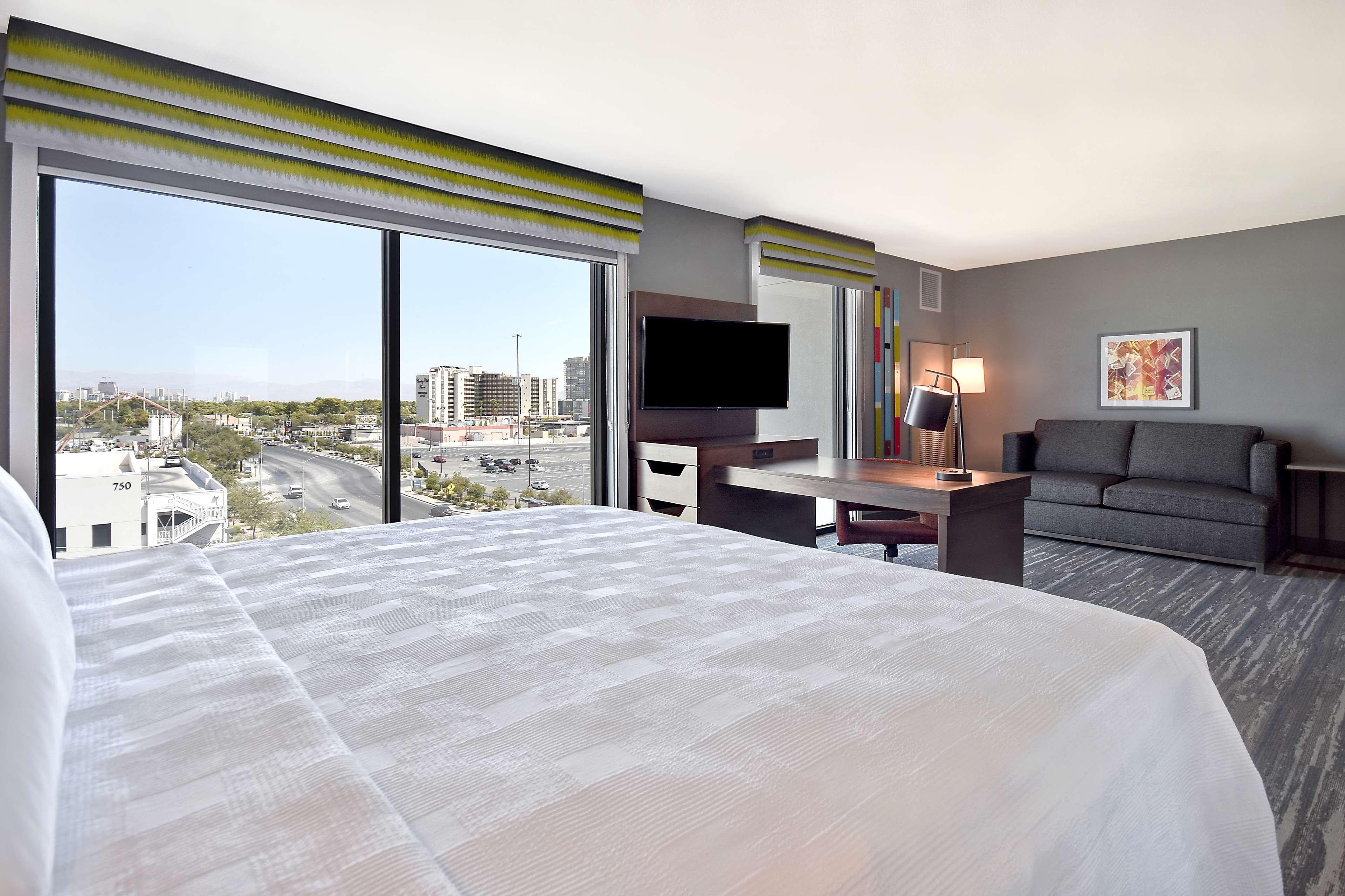 Hampton Inn & Suites Las Vegas Convention Center - No Resort Fee المظهر الخارجي الصورة