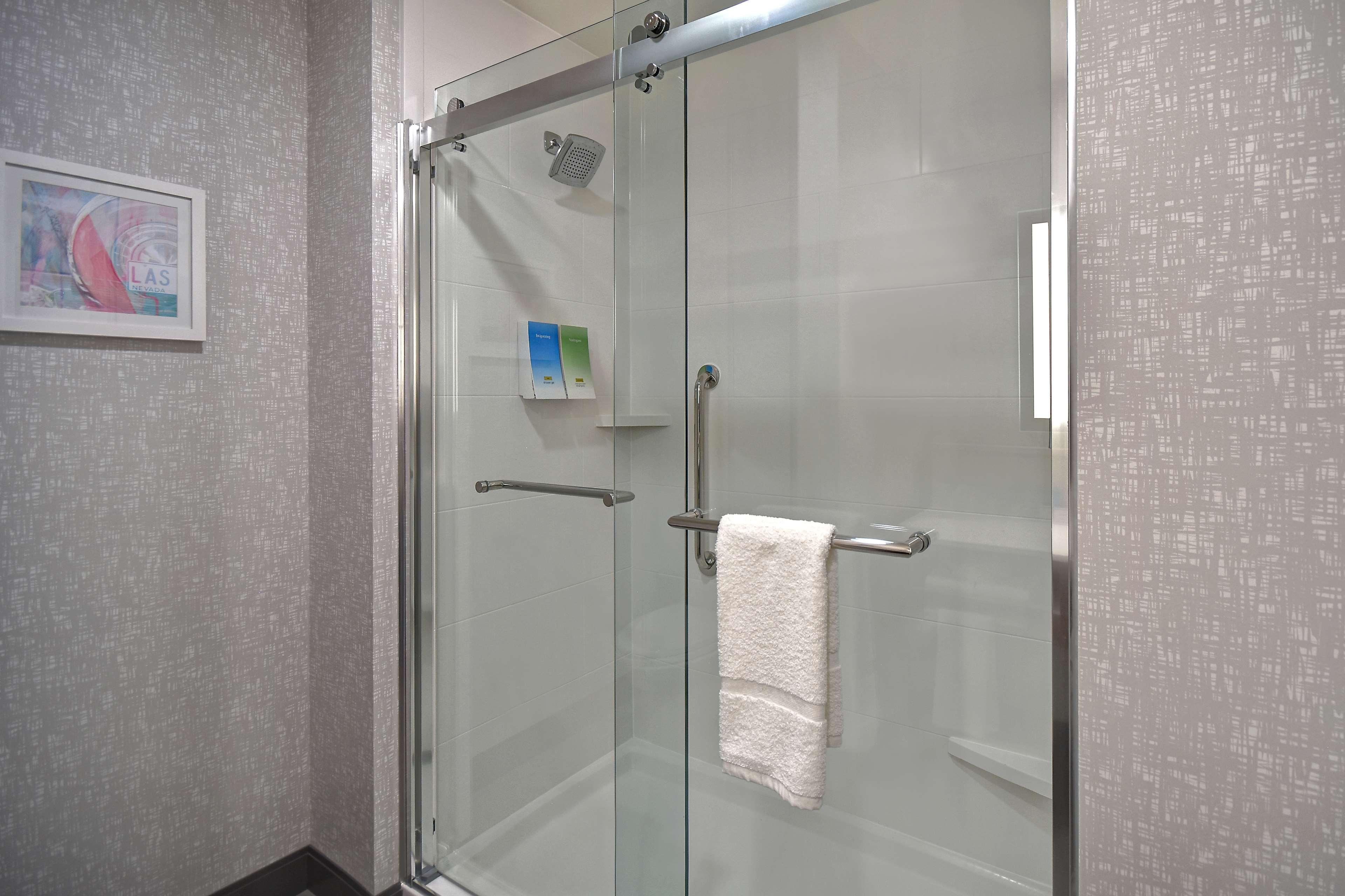 Hampton Inn & Suites Las Vegas Convention Center - No Resort Fee المظهر الخارجي الصورة