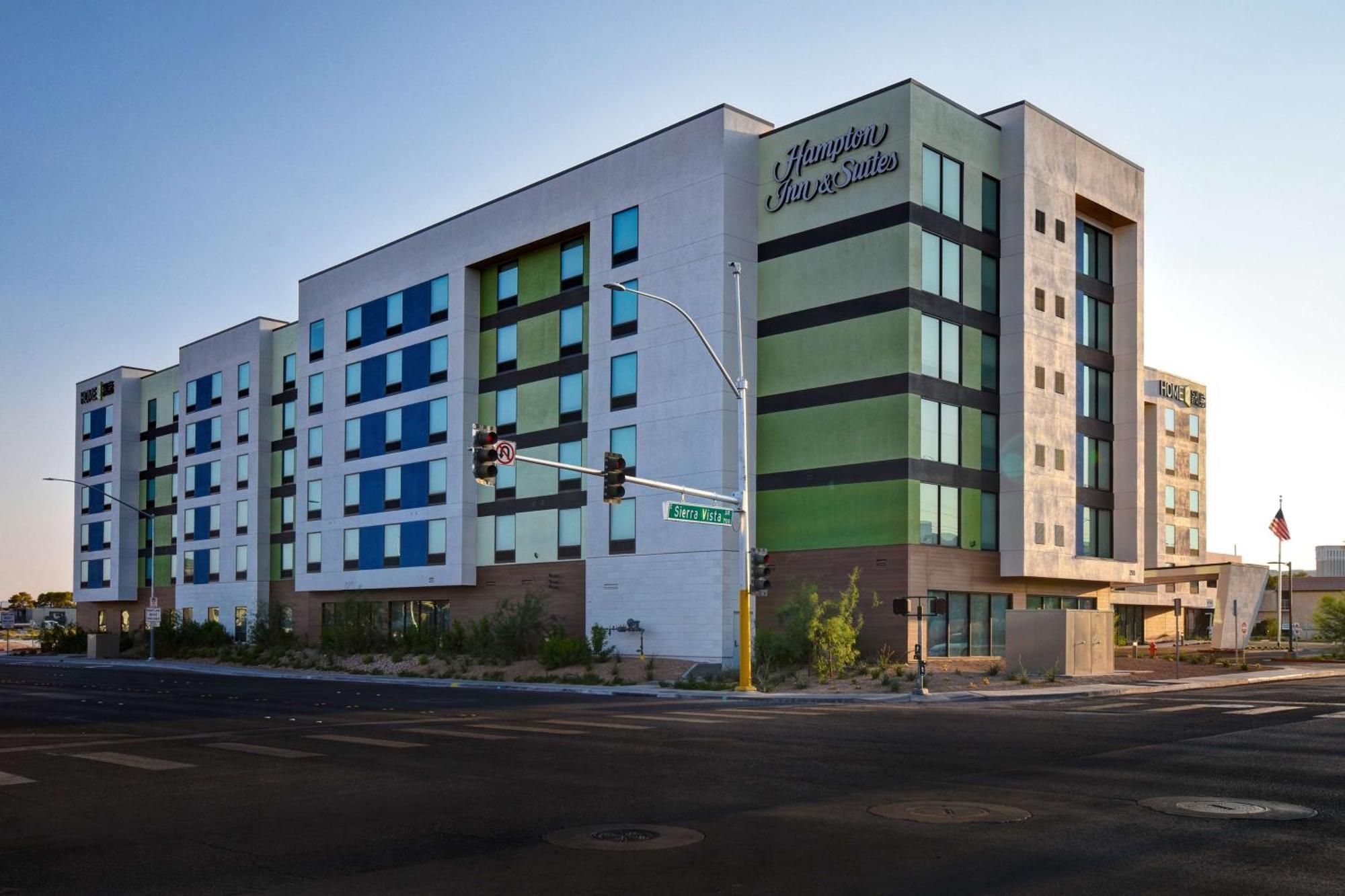 Hampton Inn & Suites Las Vegas Convention Center - No Resort Fee المظهر الخارجي الصورة