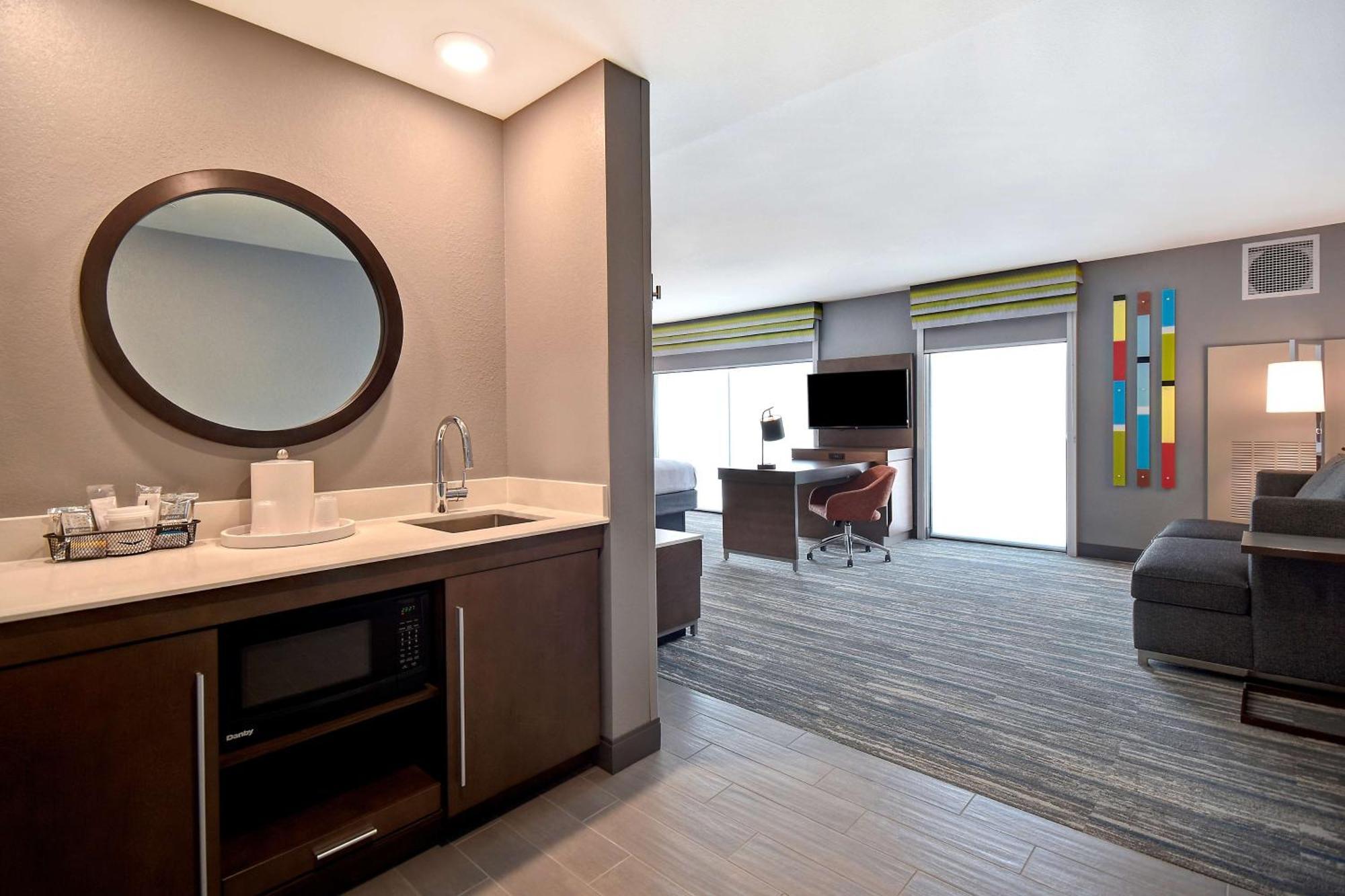 Hampton Inn & Suites Las Vegas Convention Center - No Resort Fee المظهر الخارجي الصورة