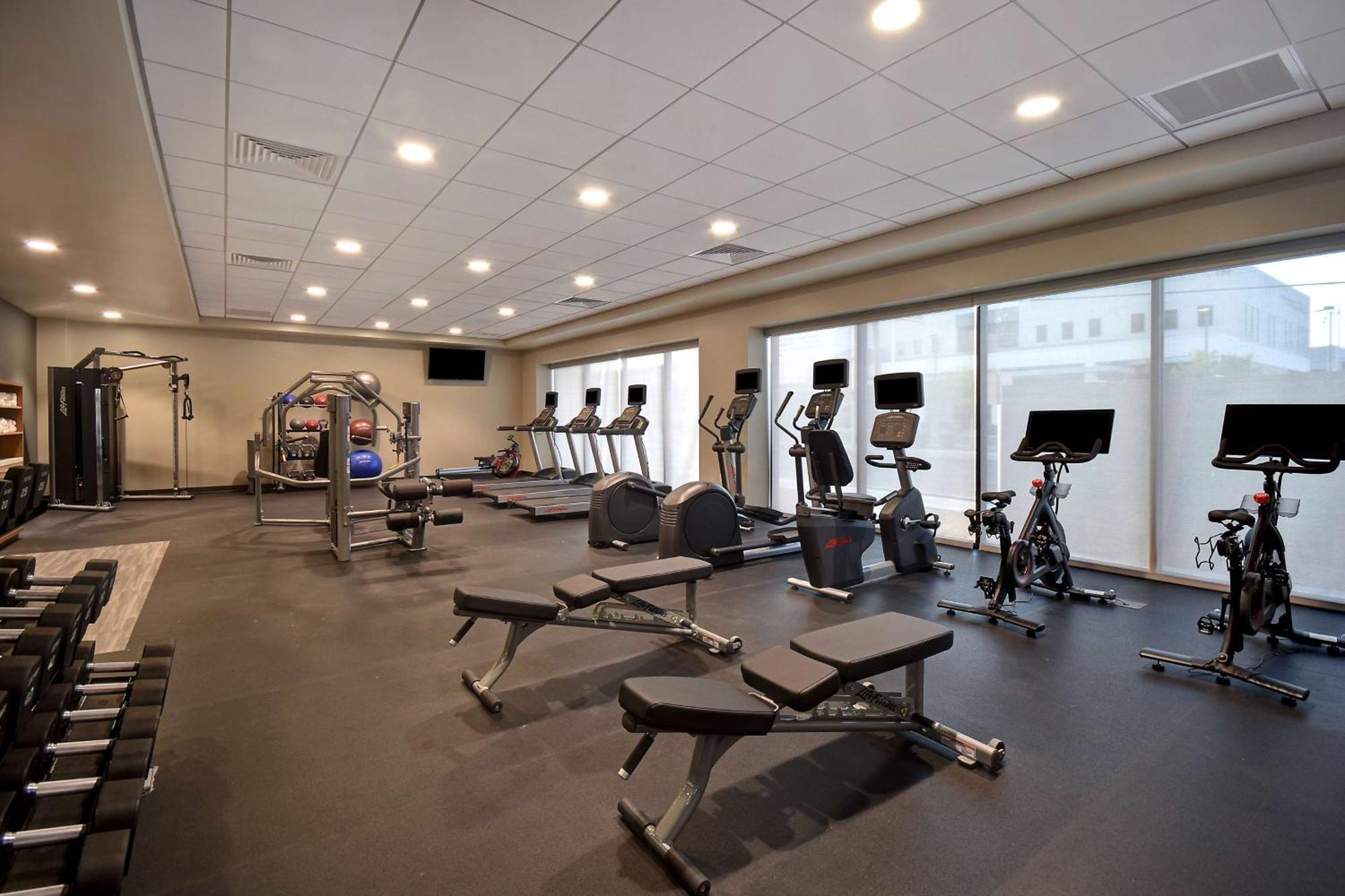 Hampton Inn & Suites Las Vegas Convention Center - No Resort Fee المظهر الخارجي الصورة