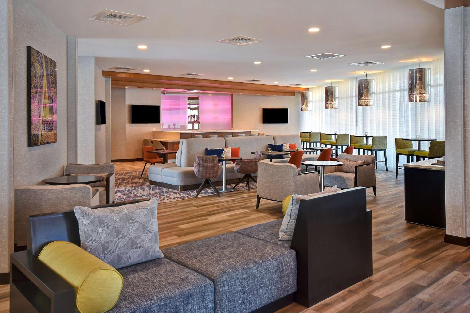 Hampton Inn & Suites Las Vegas Convention Center - No Resort Fee المظهر الخارجي الصورة