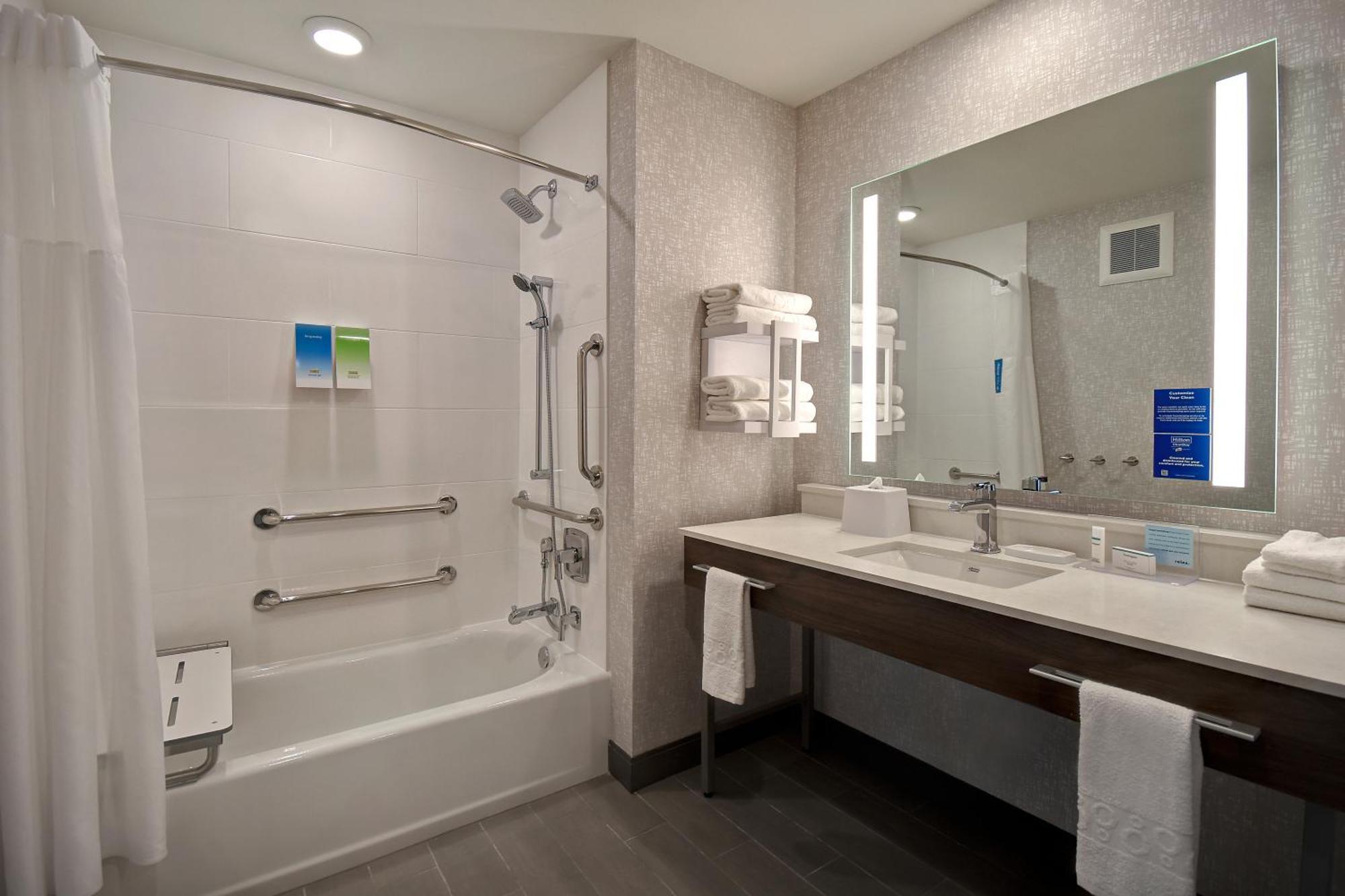 Hampton Inn & Suites Las Vegas Convention Center - No Resort Fee المظهر الخارجي الصورة