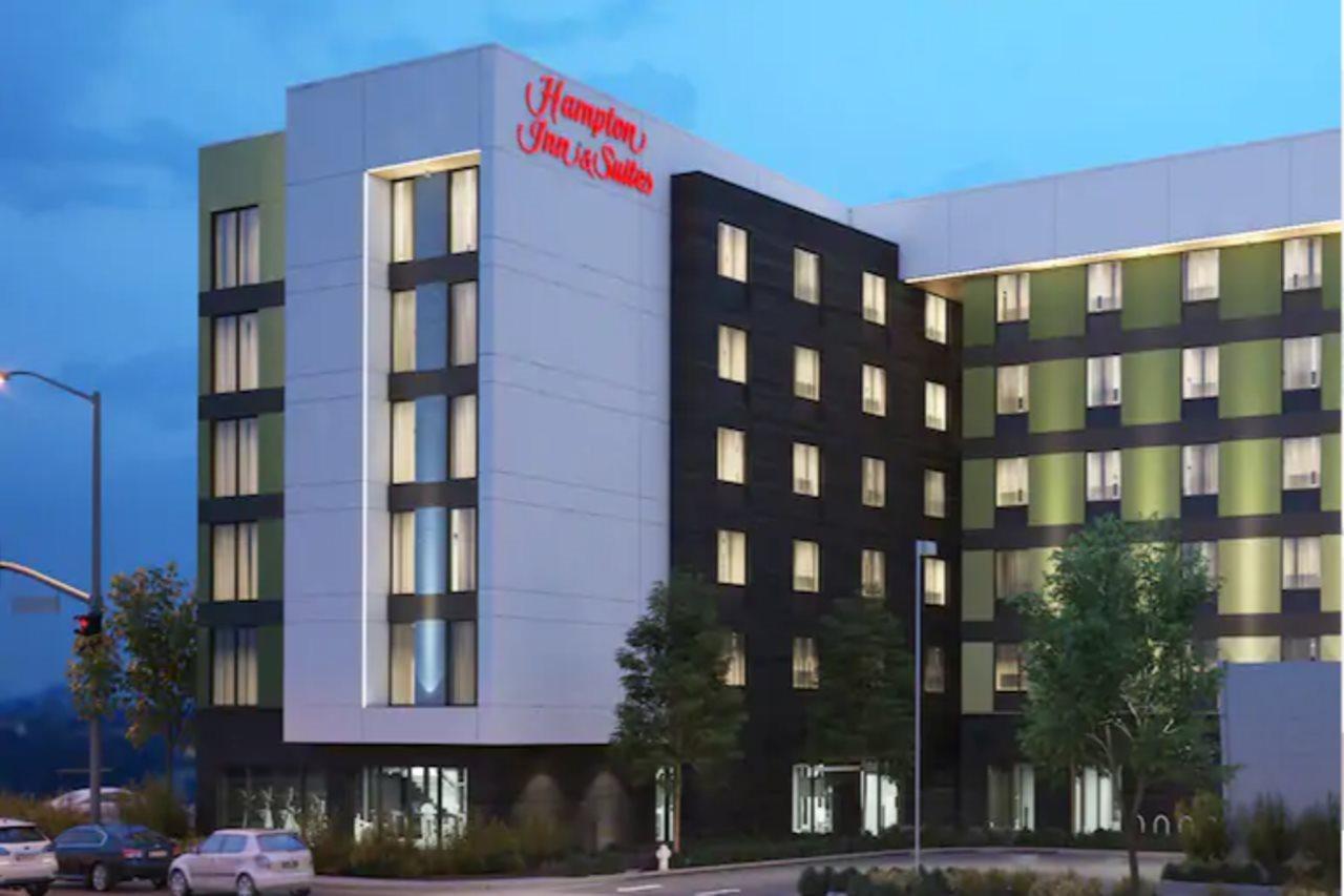 Hampton Inn & Suites Las Vegas Convention Center - No Resort Fee المظهر الخارجي الصورة